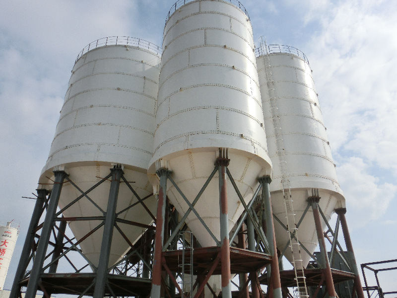 Grande Silo de Cimento